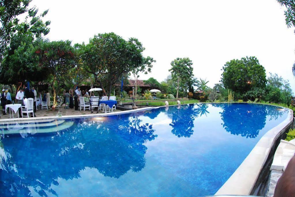 Zen Resort Bali Seririt  Экстерьер фото